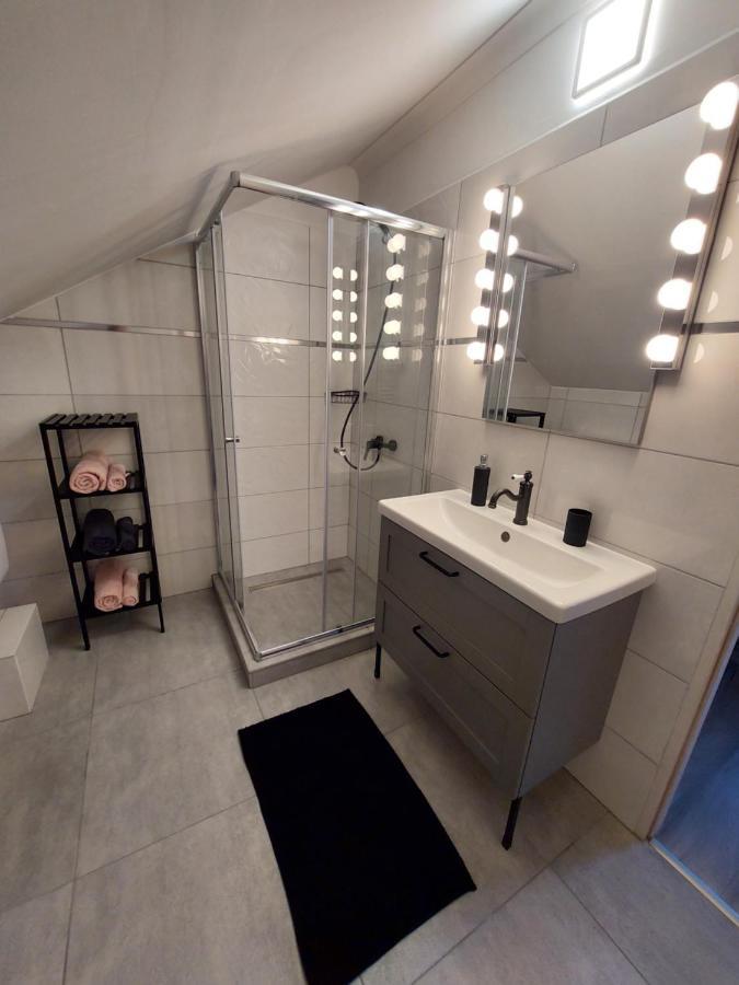 Ferienwohnung Ardo Elmenybirtok Balatonederics Exterior foto