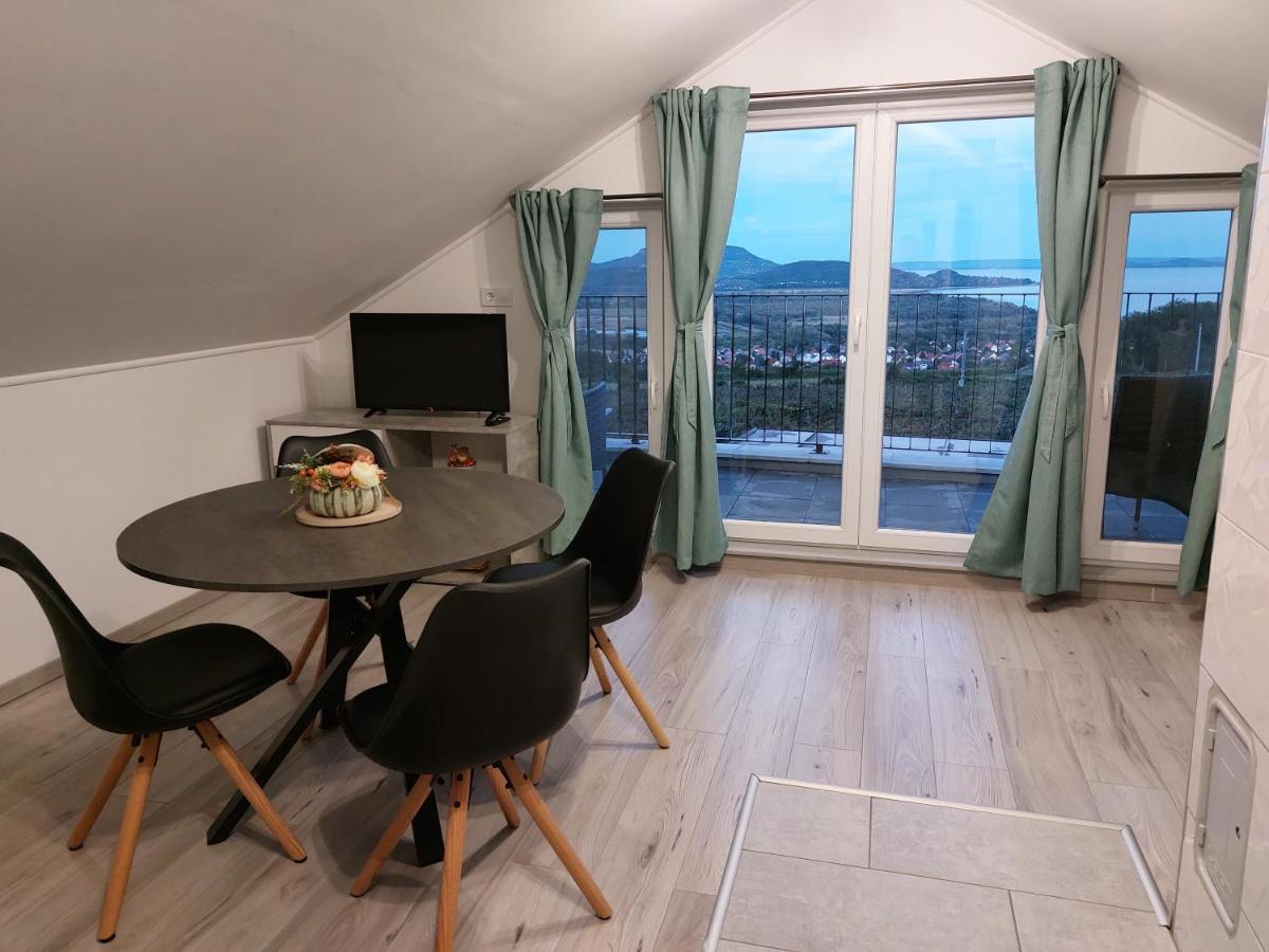 Ferienwohnung Ardo Elmenybirtok Balatonederics Exterior foto
