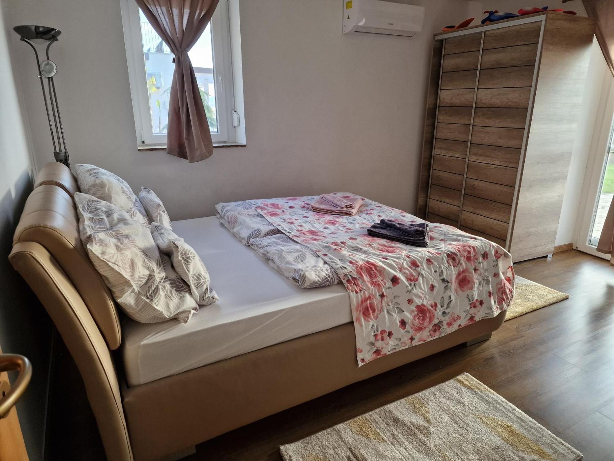 Ferienwohnung Ardo Elmenybirtok Balatonederics Exterior foto